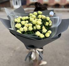 Букет Белые кустовые розы Солинеро в Рубцовске Алтайский Край