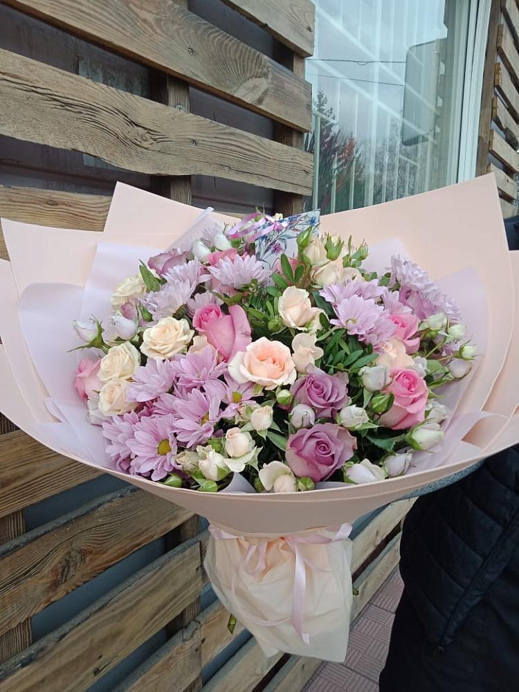 Букет цветов из: Розы и Хризантемы в Рубцовске Алтайский Край