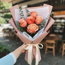 Букет цветов из:  Розы в Рубцовске Алтайский Край