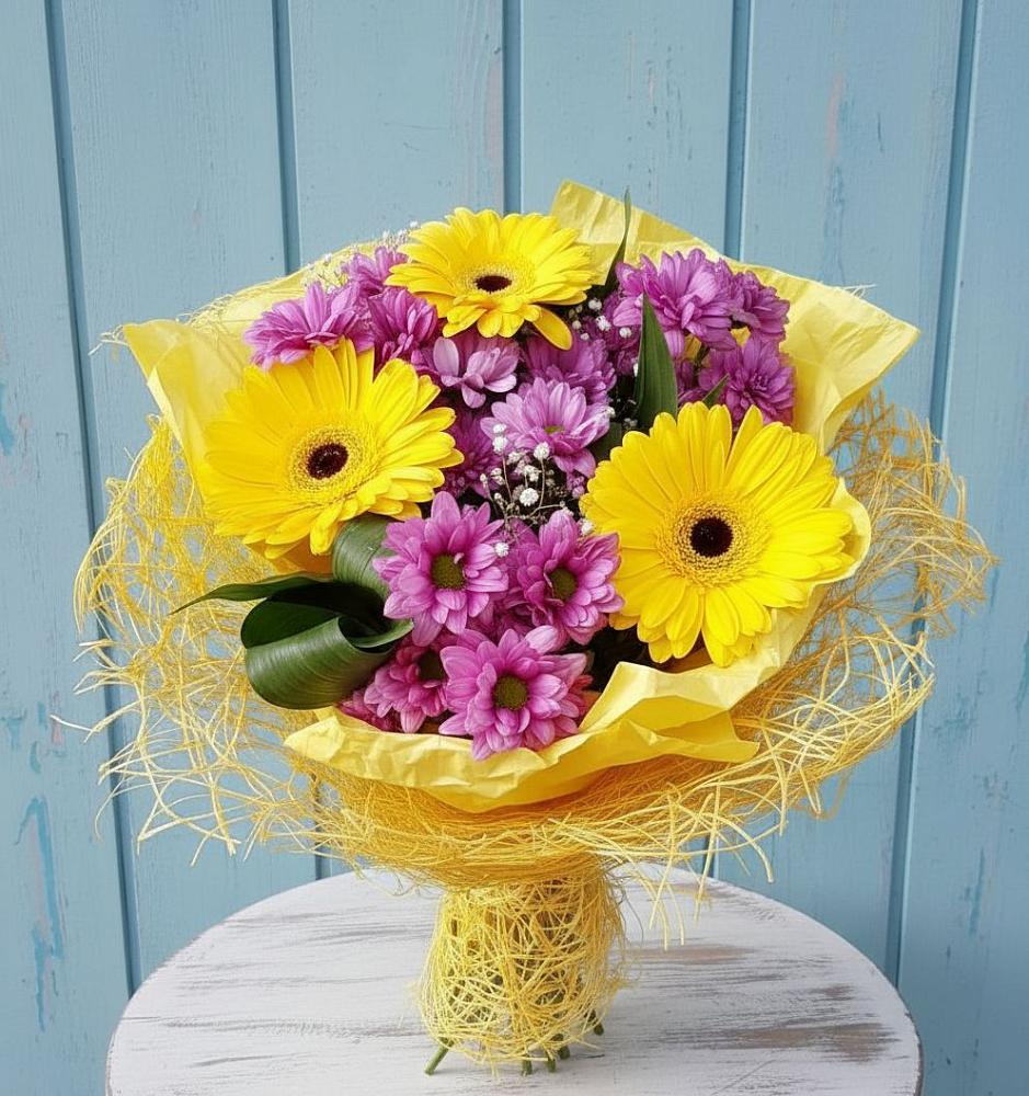 Букет цветов из: Хризантемы и Герберы в Рубцовске Алтайский Край