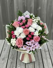 Букет цветов из:  Альстромерии, Гвоздики, Розы и Хризантемы в Рубцовске Алтайский Край