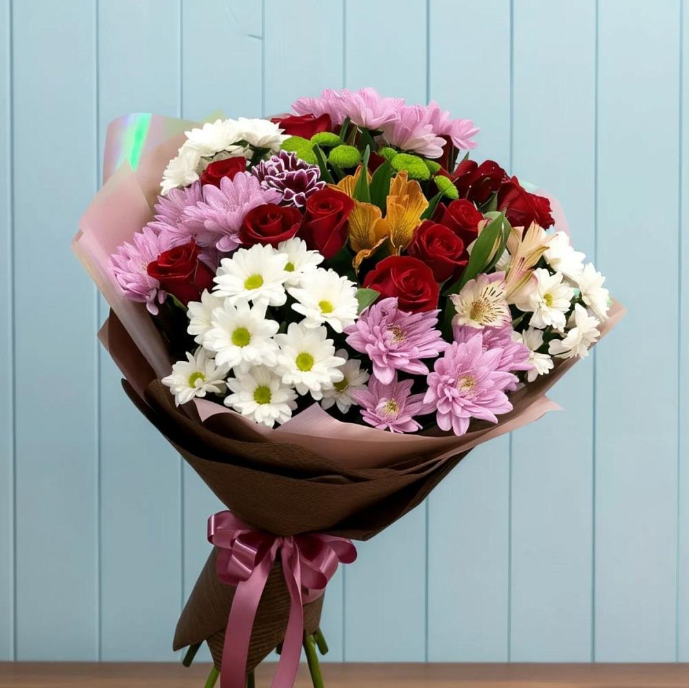 Букет цветов из: Розы, Хризантемы и Альстромерии в Рубцовске Алтайский Край