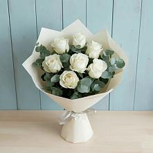 Букет Белые розы в Эвкалипте в Рубцовске Алтайский Край