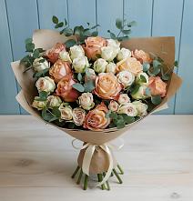 Букет цветов из:  Альстромерии и Розы в Рубцовске Алтайский Край